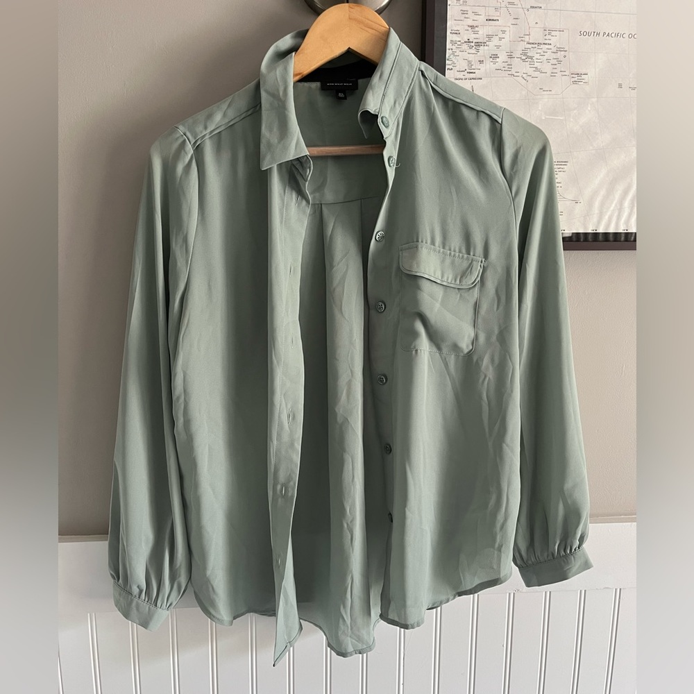 Who What Wear Women Button down shirt